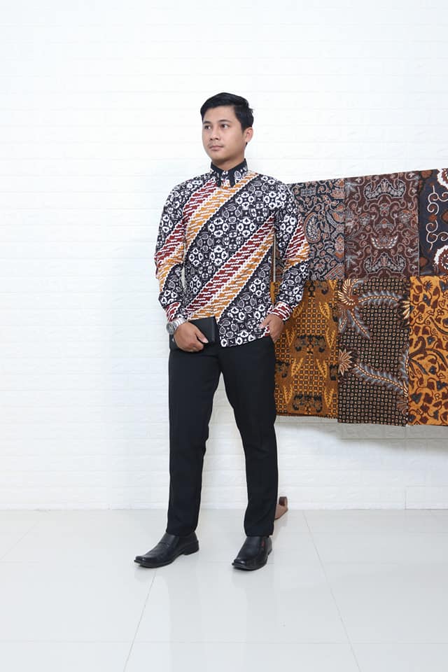 Kain Batik  Murah Grosir di Kota Solo Batik  Dlidir