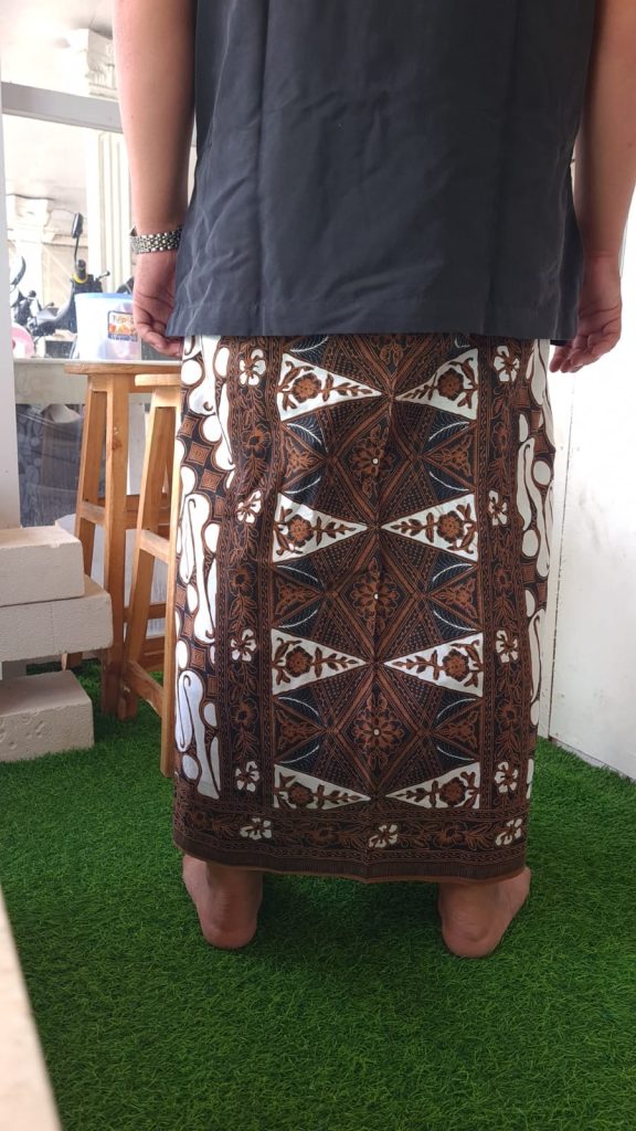 Sarung batik Asli motif parang 